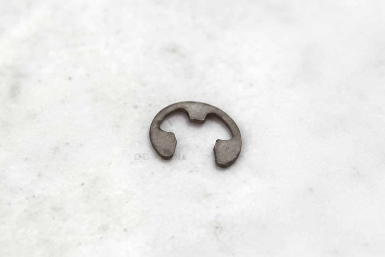 (550) E-RING 3/8 DIA. SHAFT*