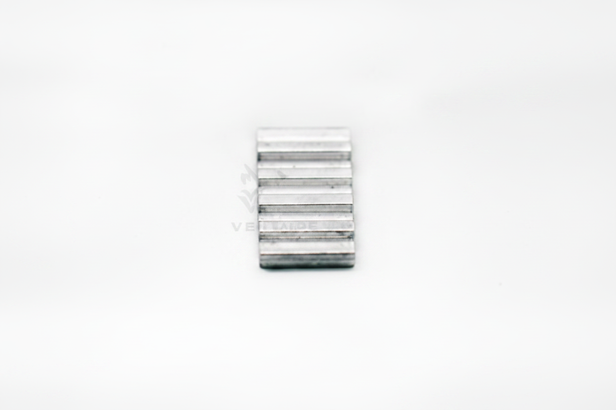 (72) BELT-RACK, LOWER