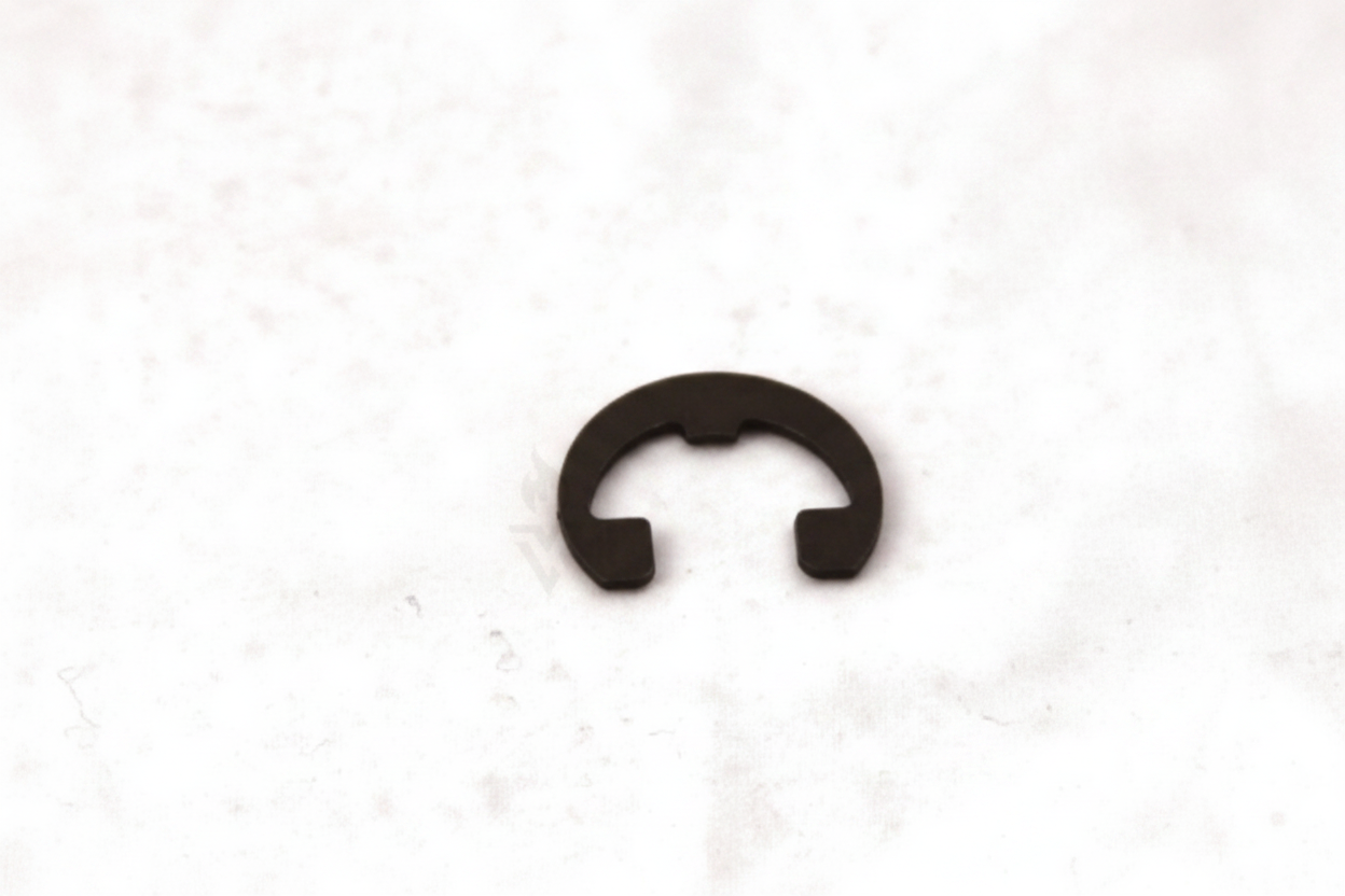 (126) RETAINING RING